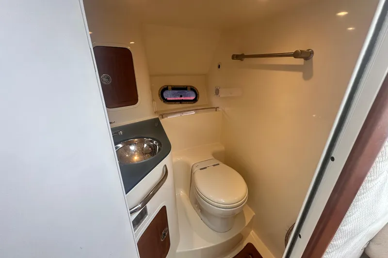 Slide: The Image of Luxurious bathroom in 2007 Chris-Craft Corsair 33 Heritage Edition yacht. - 16