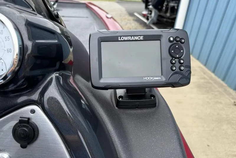 Slide: The Image of Lowrance fish finder on 2024 Tracker Pro Team 175 TXW® boat dashboard. - 10