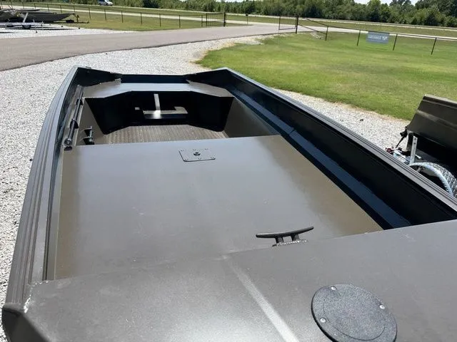 Slide: The Image of Edge Duck Boats 550 SPORTSMAN MAJOR BROWN 2026 - 4