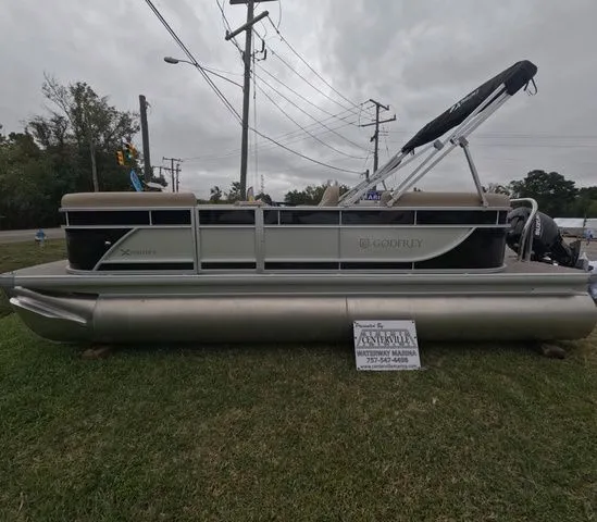 The Image of Sweetwater Xperience Cruise 2086 SBX In Stock 2026 - 1