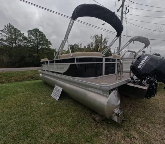 Slide: The Image of Sweetwater Xperience Cruise 2086 SBX In Stock 2026 - 8