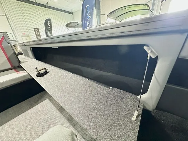 Slide: The Image of Alumacraft Trophy 185X SP FSX 2025 - 18