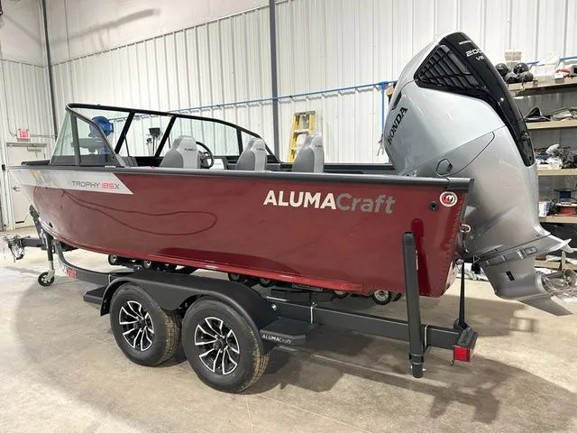 Slide: The Image of Alumacraft Trophy 185X SP FSX 2025 - 7