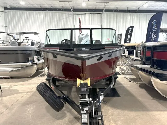 Slide: The Image of Alumacraft Trophy 185X SP FSX 2025 - 8