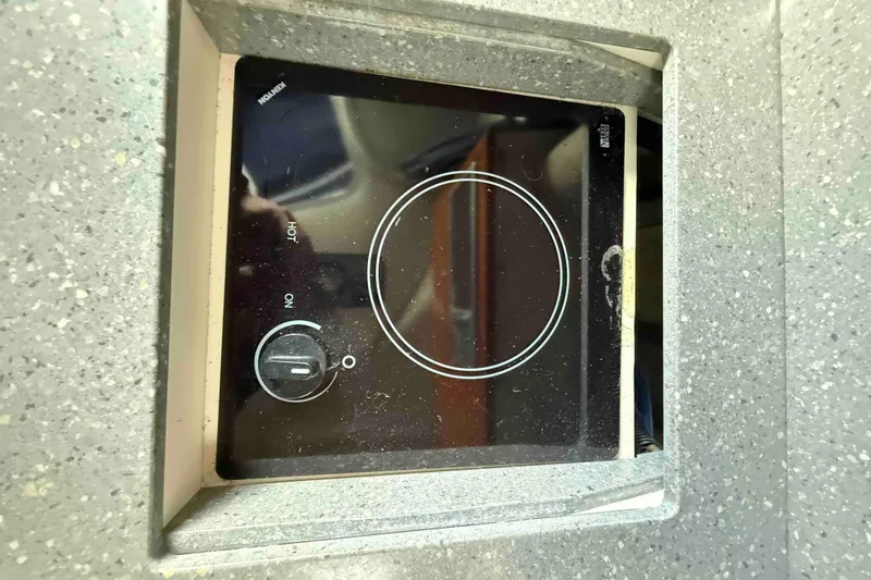 Slide: The Image of Built-in stove control on 2007 Formula 27 Performance Cruiser, featuring a sleek design. - 42