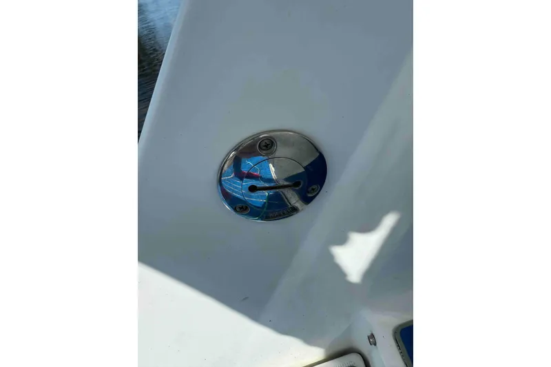Slide: The Image of Fuel cap on 2007 Formula 27 Performance Cruiser boat deck. - 53