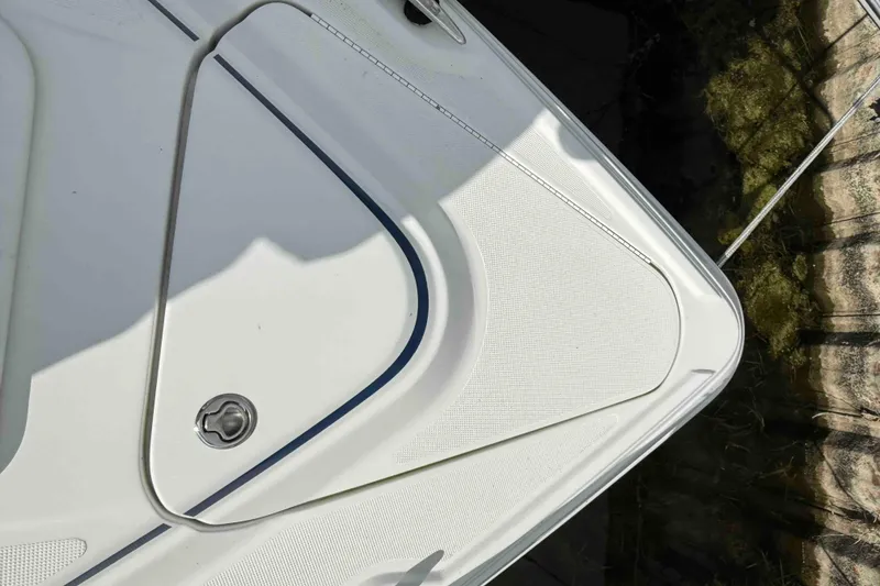 Slide: The Image of 2007 Formula 27 Performance Cruiser boat deck, featuring sleek design and textured surface. - 60