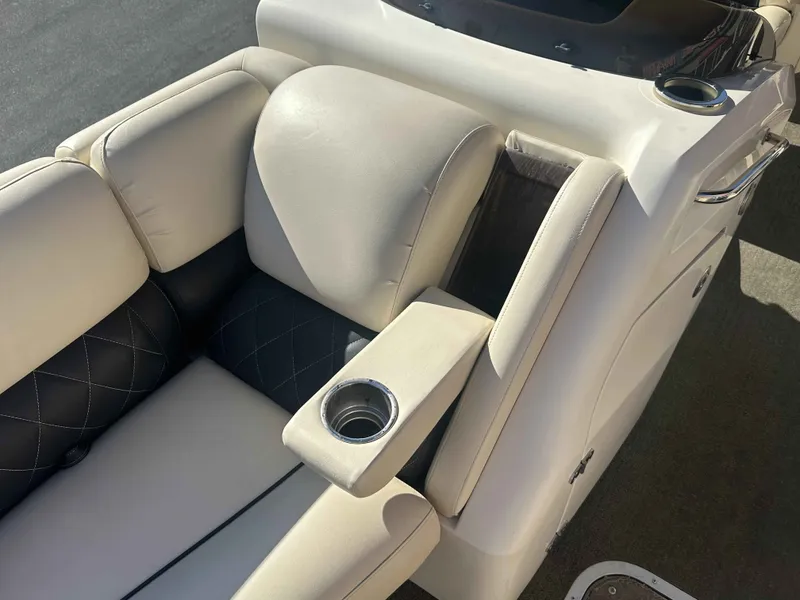 Slide: The Image of Bennington 25753QCWIODR Q25 2014 - 11