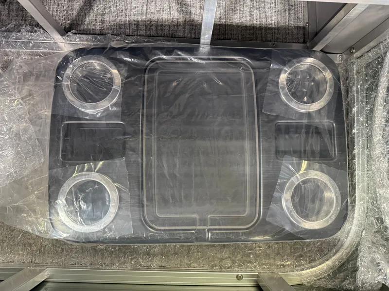 Slide: The Image of Tahoe Sport VRB 2385 Swingback & 4-Stroke $33995 2025 - 23