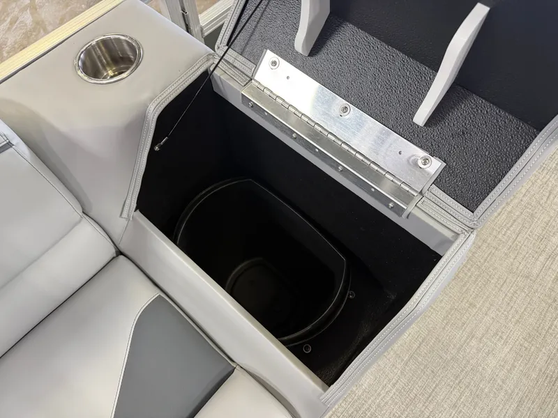 Slide: The Image of Tahoe Sport VRB 2385 Swingback & 4-Stroke $33995 2025 - 25