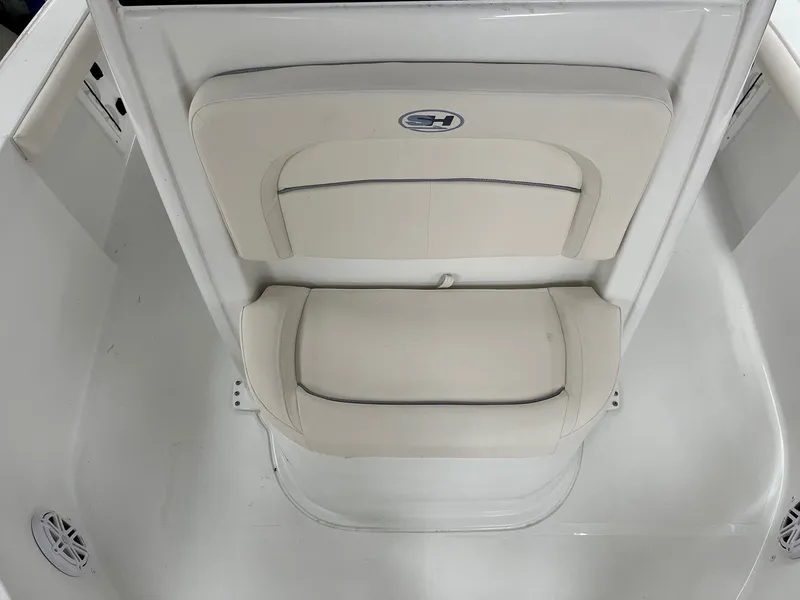 Slide: The Image of Sea Hunt BX 25 FS 2026 - 6