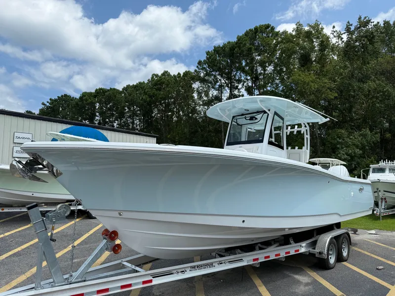 Slide: The Image of Sea Hunt Gamefish 30 Forward Seating 2026 - 3