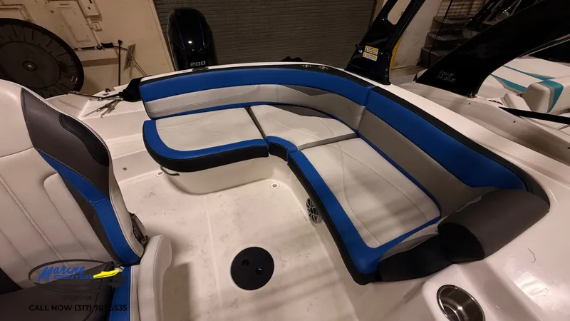 Slide: The Image of Hurricane SPITFIRE 203 SUNDECK SPORT 2015 - 11