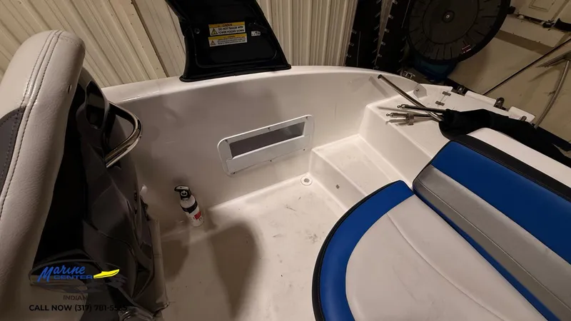 Slide: The Image of Hurricane SPITFIRE 203 SUNDECK SPORT 2015 - 13