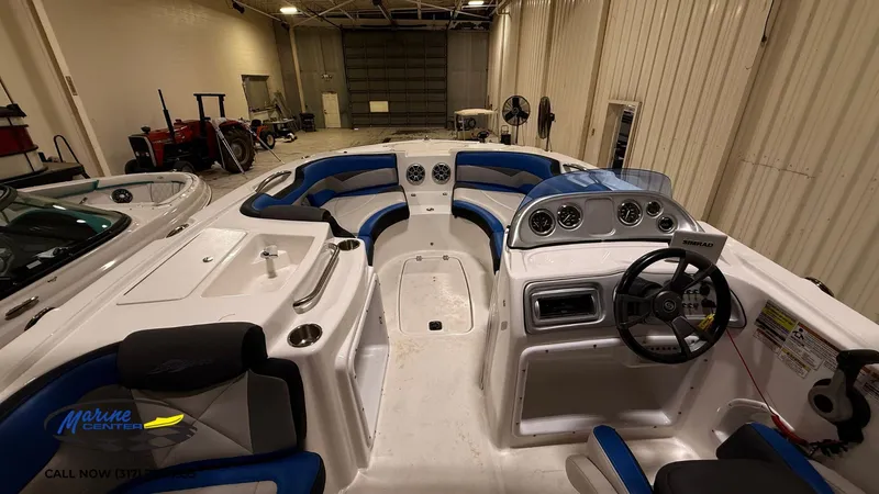 Slide: The Image of Hurricane SPITFIRE 203 SUNDECK SPORT 2015 - 4