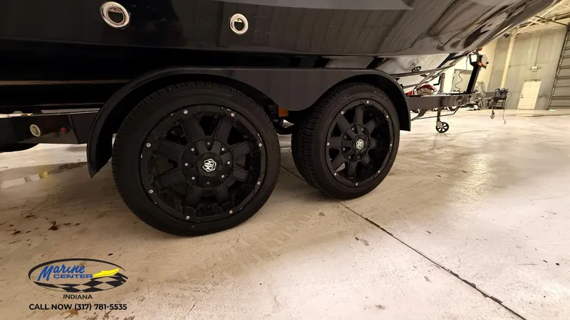 Slide: The Image of Hurricane SPITFIRE 203 SUNDECK SPORT 2015 - 5