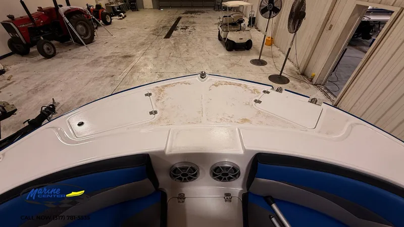 Slide: The Image of Hurricane SPITFIRE 203 SUNDECK SPORT 2015 - 9