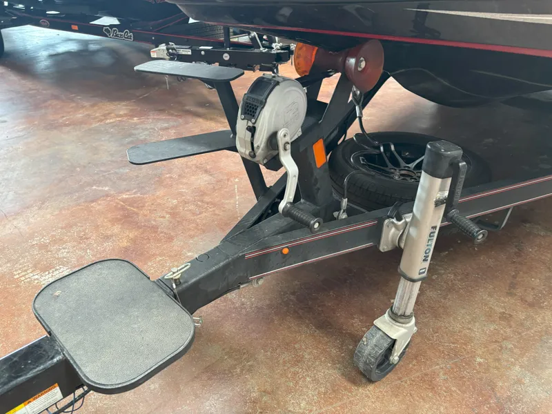 Slide: The Image of Skeeter ZX250 2020 - 13