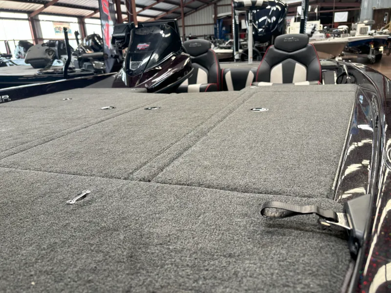 Slide: The Image of Skeeter ZX250 2020 - 18