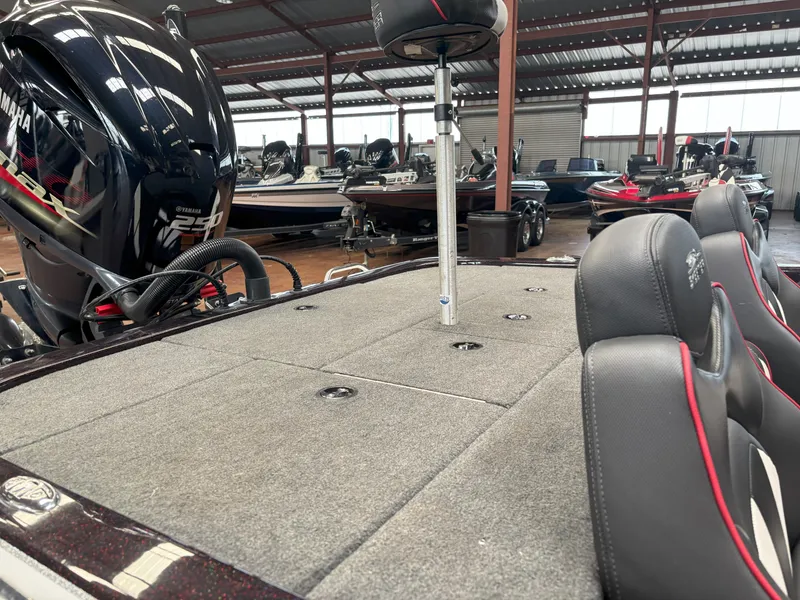 Slide: The Image of Skeeter ZX250 2020 - 23