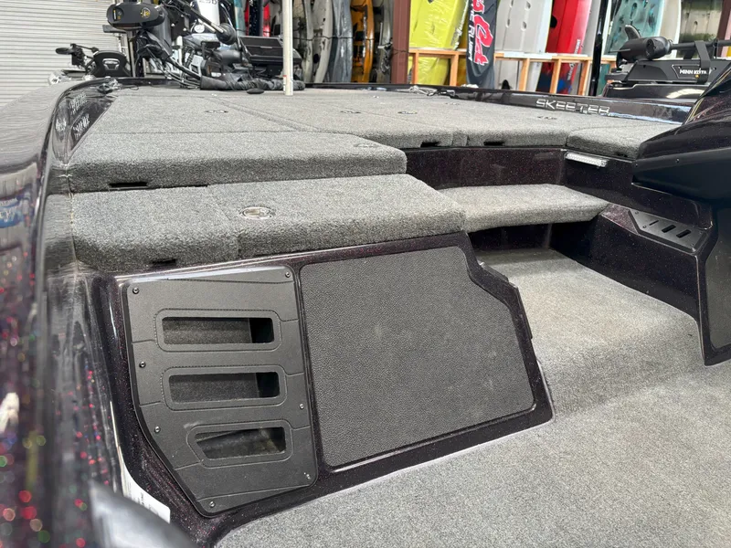 Slide: The Image of Skeeter ZX250 2020 - 6