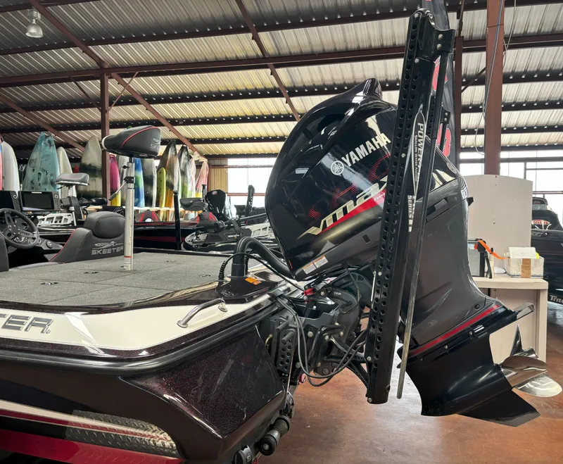 Slide: The Image of Skeeter ZX250 2020 - 8