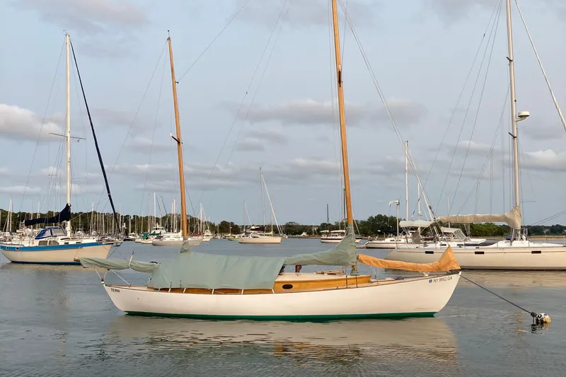 Slide: The Image of Herreshoff Rozinante 1974 - 51