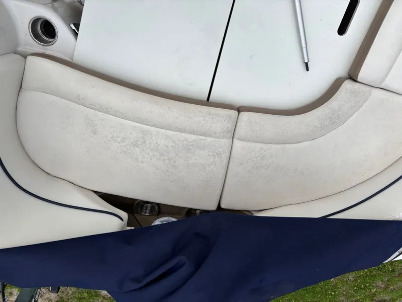 Slide: The Image of Four Winns F244 2008 - 11