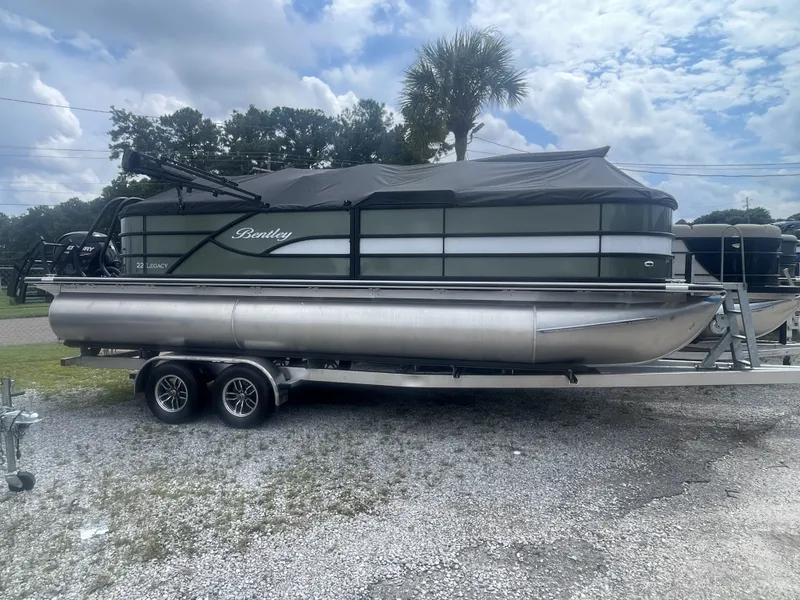 Slide: The Image of Bentley Pontoons Legacy 223 Navigator 2026 - 2