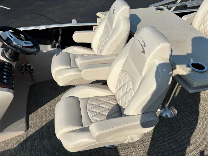 Slide: The Image of Bennington R25 2015 - 16