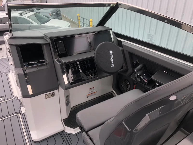 Slide: The Image of Cobalt R33 OB 2023 - 15