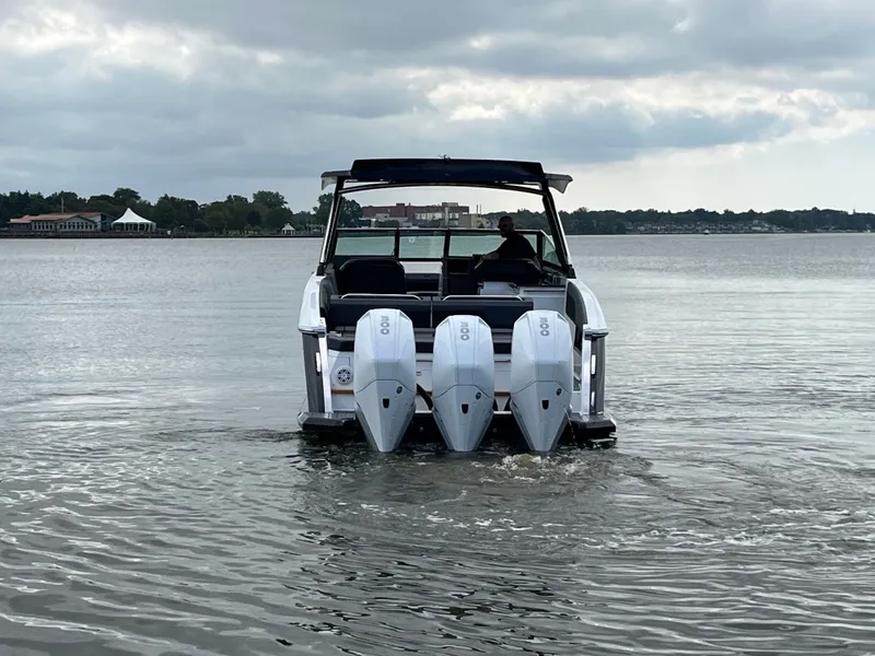 Slide: The Image of Cobalt R33 OB 2023 - 3