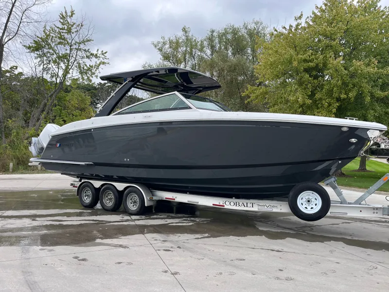 Slide: The Image of Cobalt R33 OB 2023 - 5