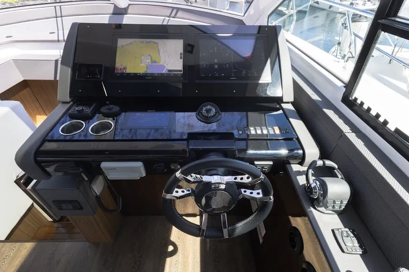 Slide: The Image of Cruisers 60 Cantius 2021 - 23