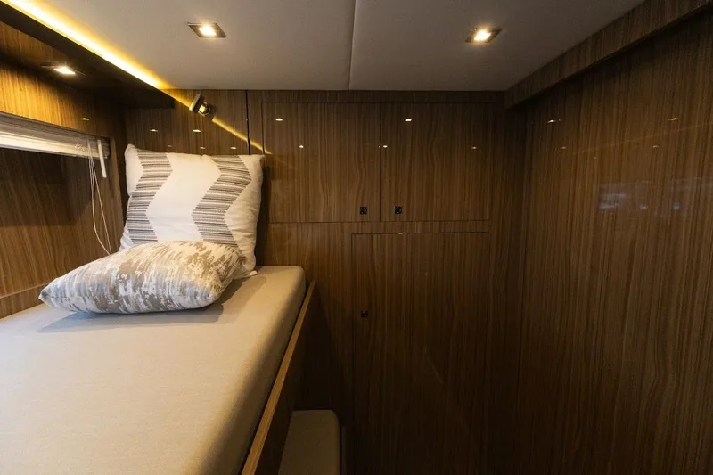 Slide: The Image of Cruisers 60 Cantius 2021 - 29