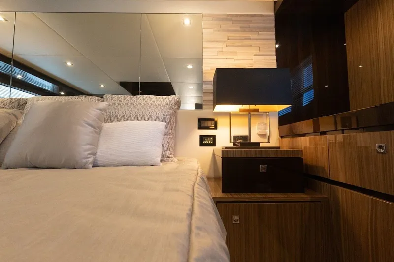 Slide: The Image of Cruisers 60 Cantius 2021 - 35