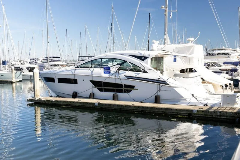 Slide: The Image of Cruisers 60 Cantius 2021 - 4