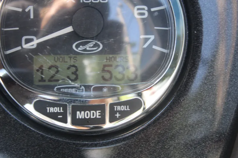 Slide: The Image of Sea Ray 230 Select 2007 - 19