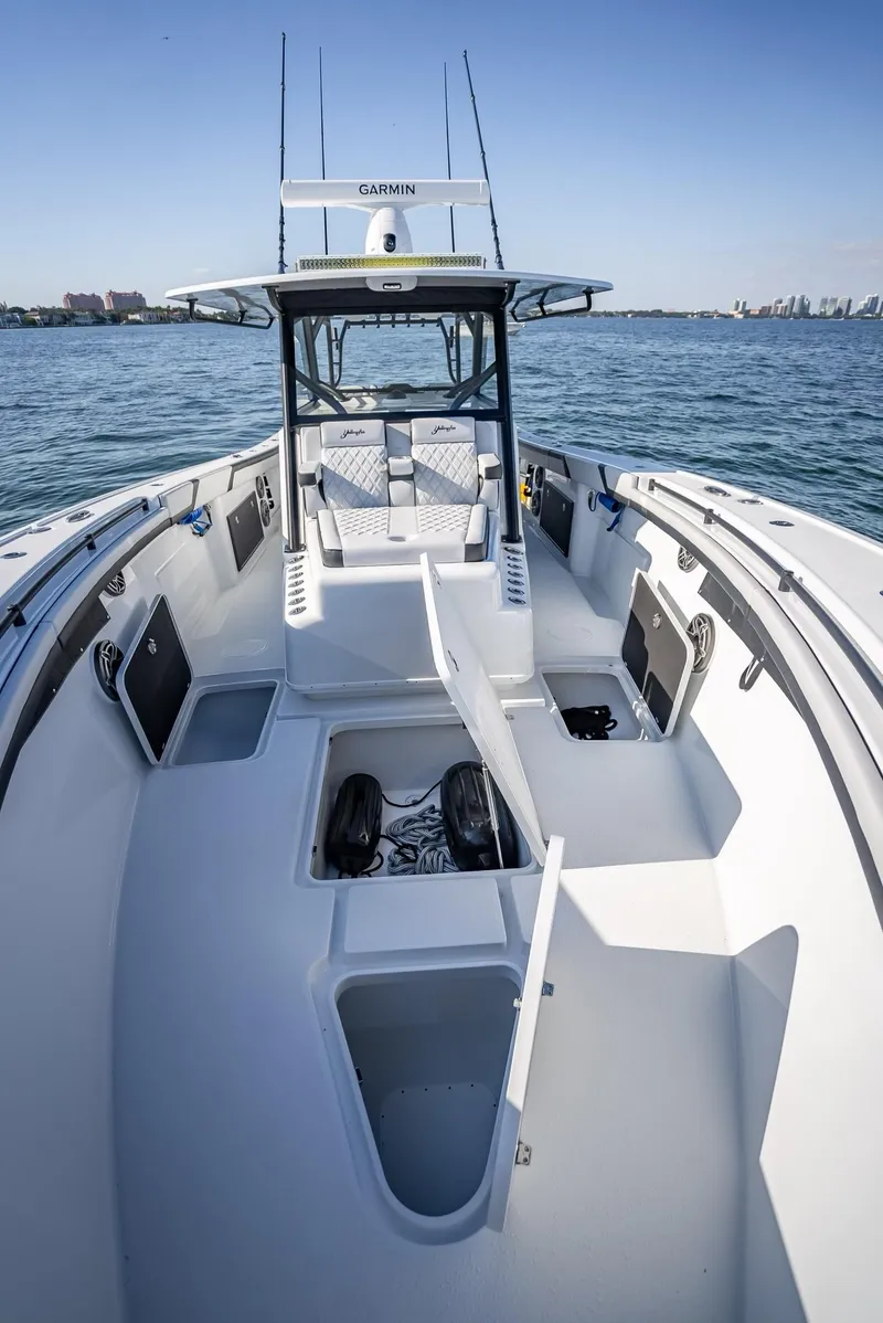 Slide: The Image of Yellowfin 42 Offshore 2024 - 57