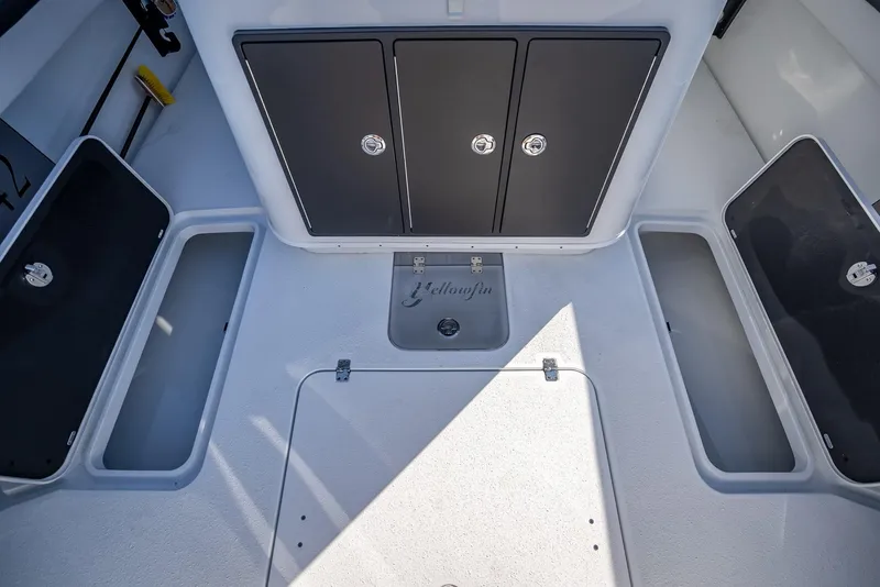 Slide: The Image of Yellowfin 42 Offshore 2024 - 67