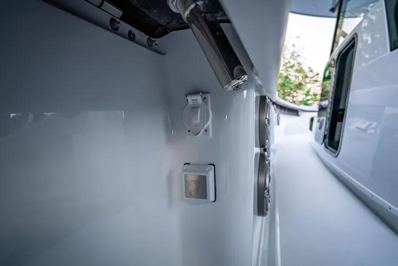 Slide: The Image of Yellowfin 42 Offshore 2024 - 81