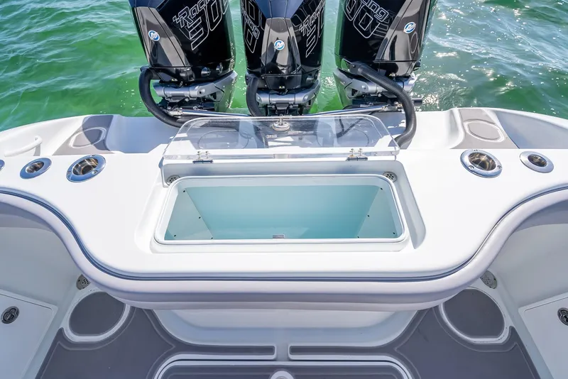 Slide: The Image of Yellowfin 34 Offshore 2020 - 54