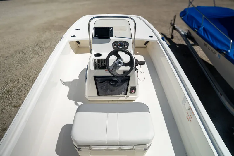 Slide: The Image of Mako Pro Skiff 19 CC 2019 - 10