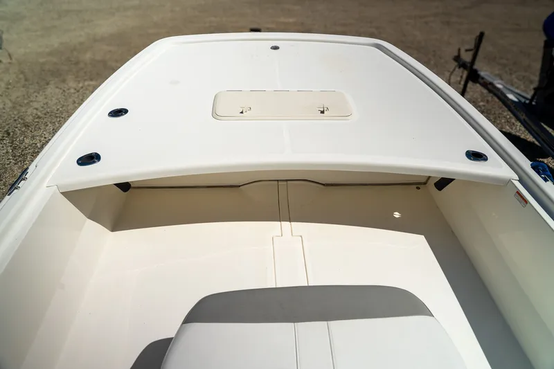 Slide: The Image of Mako Pro Skiff 19 CC 2019 - 11