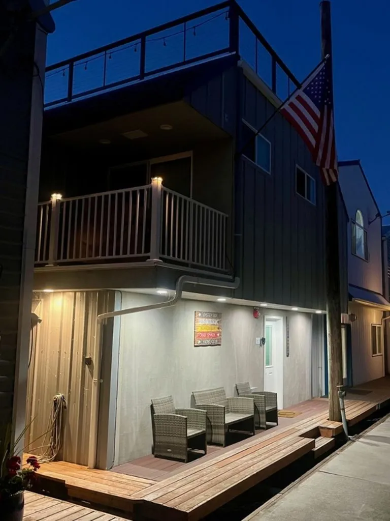 Slide: The Image of Custom Boat House with Apartment 2018 - 22