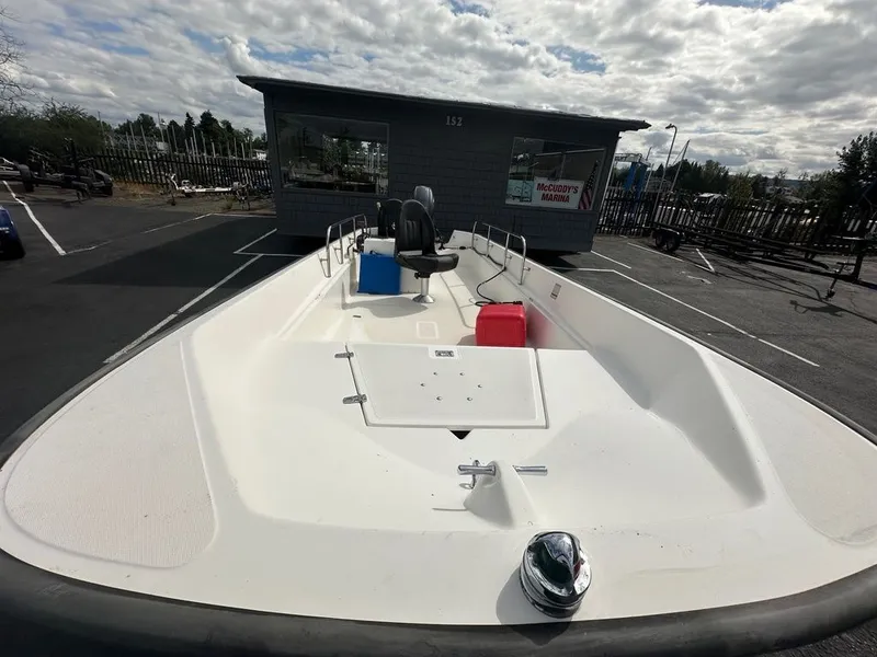Slide: The Image of Boston Whaler 18ft Whaler Guardian 1998 - 5
