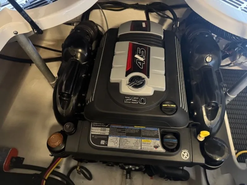 Slide: The Image of Monterey 224FS 2023 - 4