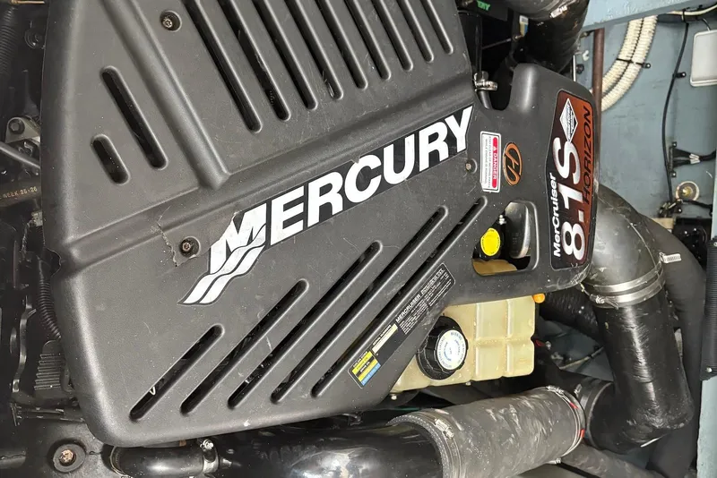 Slide: The Image of Mercury MerCruiser 8.1S Horizon engine in 2001 Sea Ray 340 Sundancer boat. - 38
