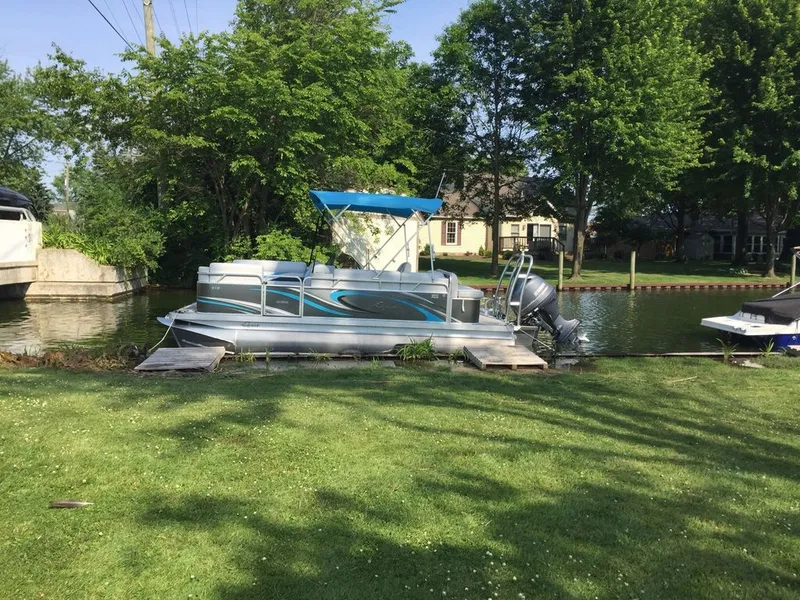 Slide: The Image of Quest 818 Edge 2020 - 2