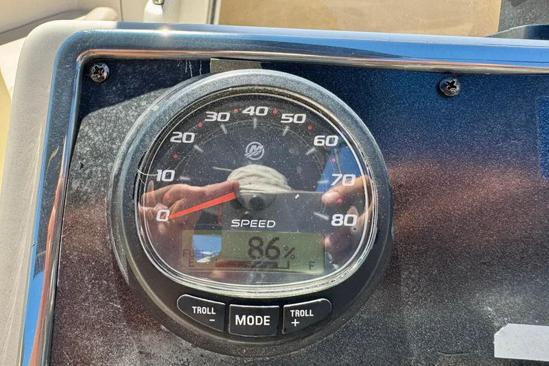 Slide: The Image of Speedometer of 2021 Scout 210 Dorado boat showing 86% fuel level. - 18